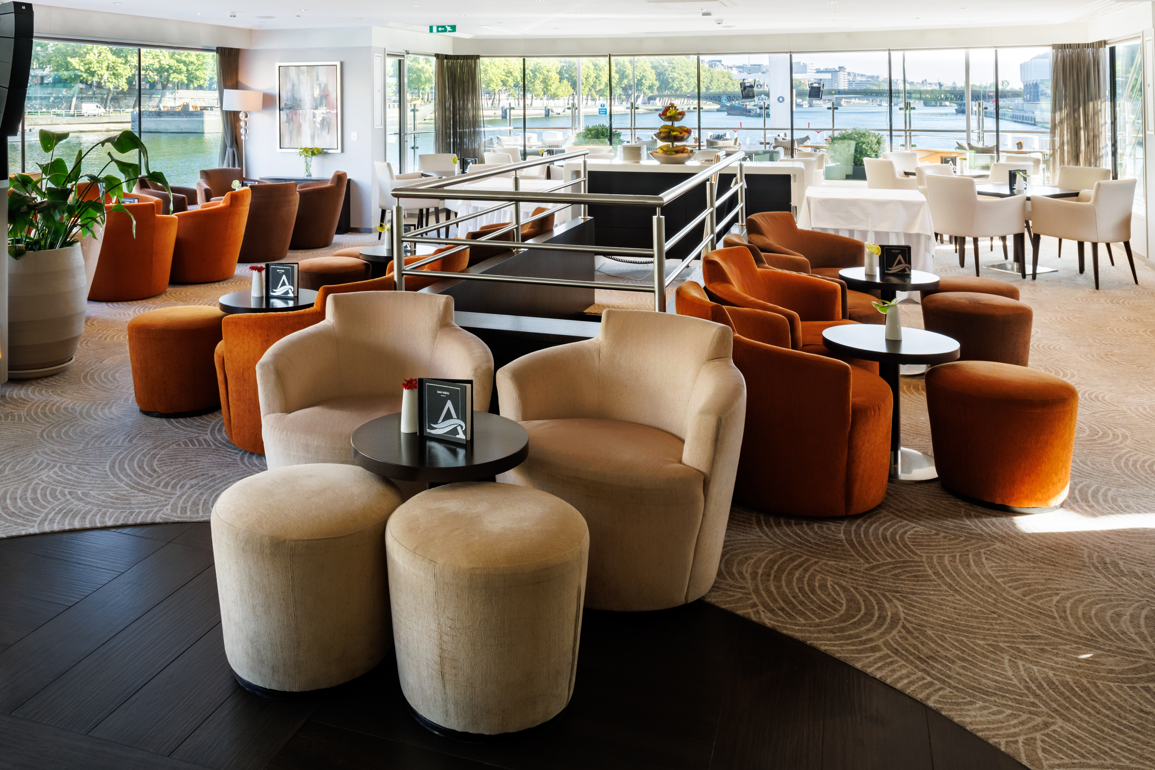 Avalon Tapestry II - Panorama Lounge